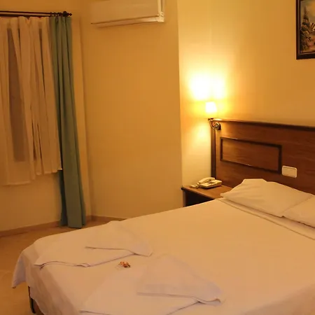 Gokova Hotell 2*