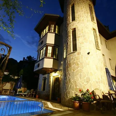 Gokova 2* アクヤカ