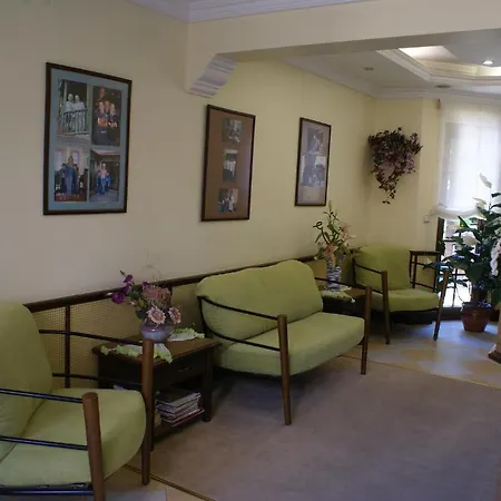 ホテル Gokova アクヤカ