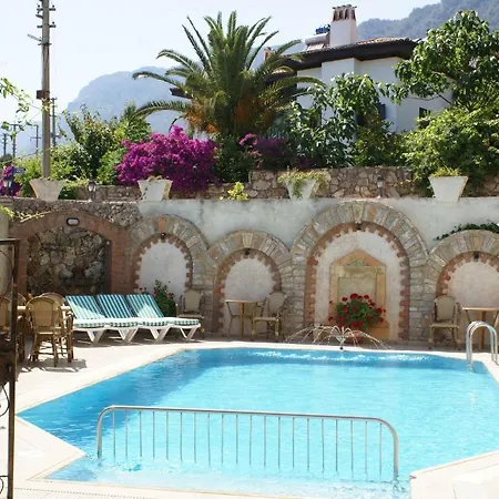 Gokova Hotell 2*